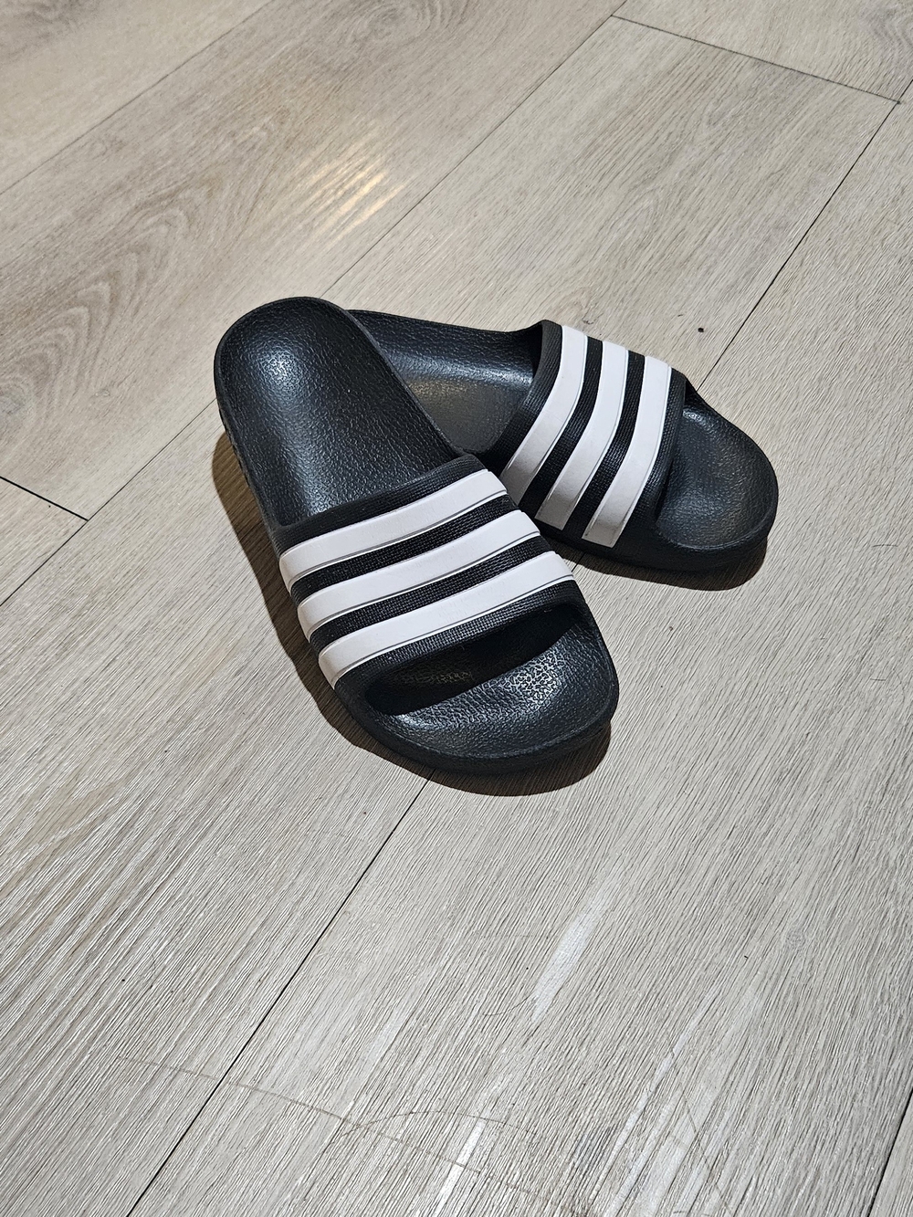 Adidas Little & Big Kid Unisex Adillette Shower Slide Sandals